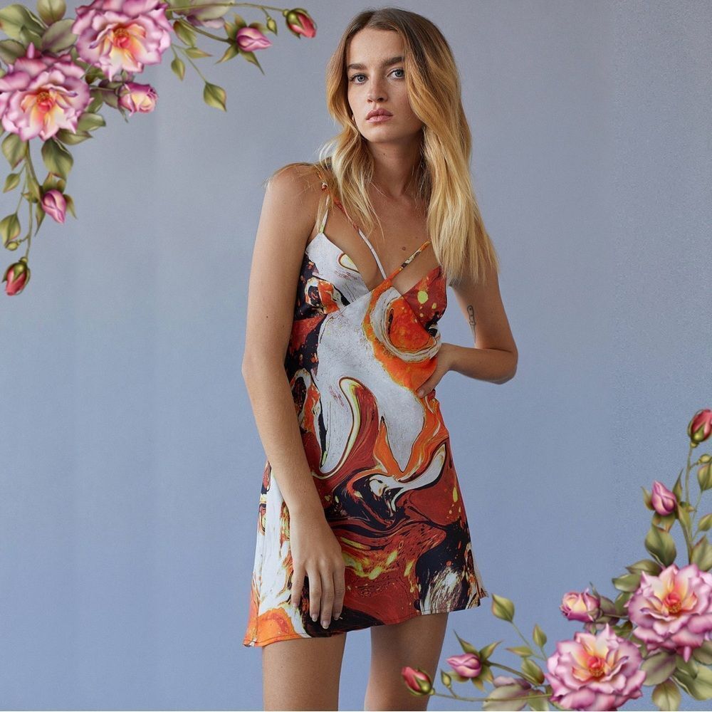 UO Pretty Please Marble Print Cut Out Dress size‎ extra small